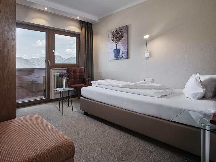 Hotel-Gasthof Zur Schoenen Aussicht Sankt Johann in Tirol Exteriör bild