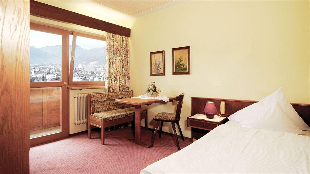 Hotel-Gasthof Zur Schoenen Aussicht Sankt Johann in Tirol Exteriör bild