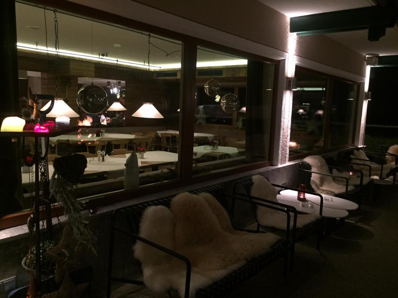 Hotel-Gasthof Zur Schoenen Aussicht Sankt Johann in Tirol Exteriör bild